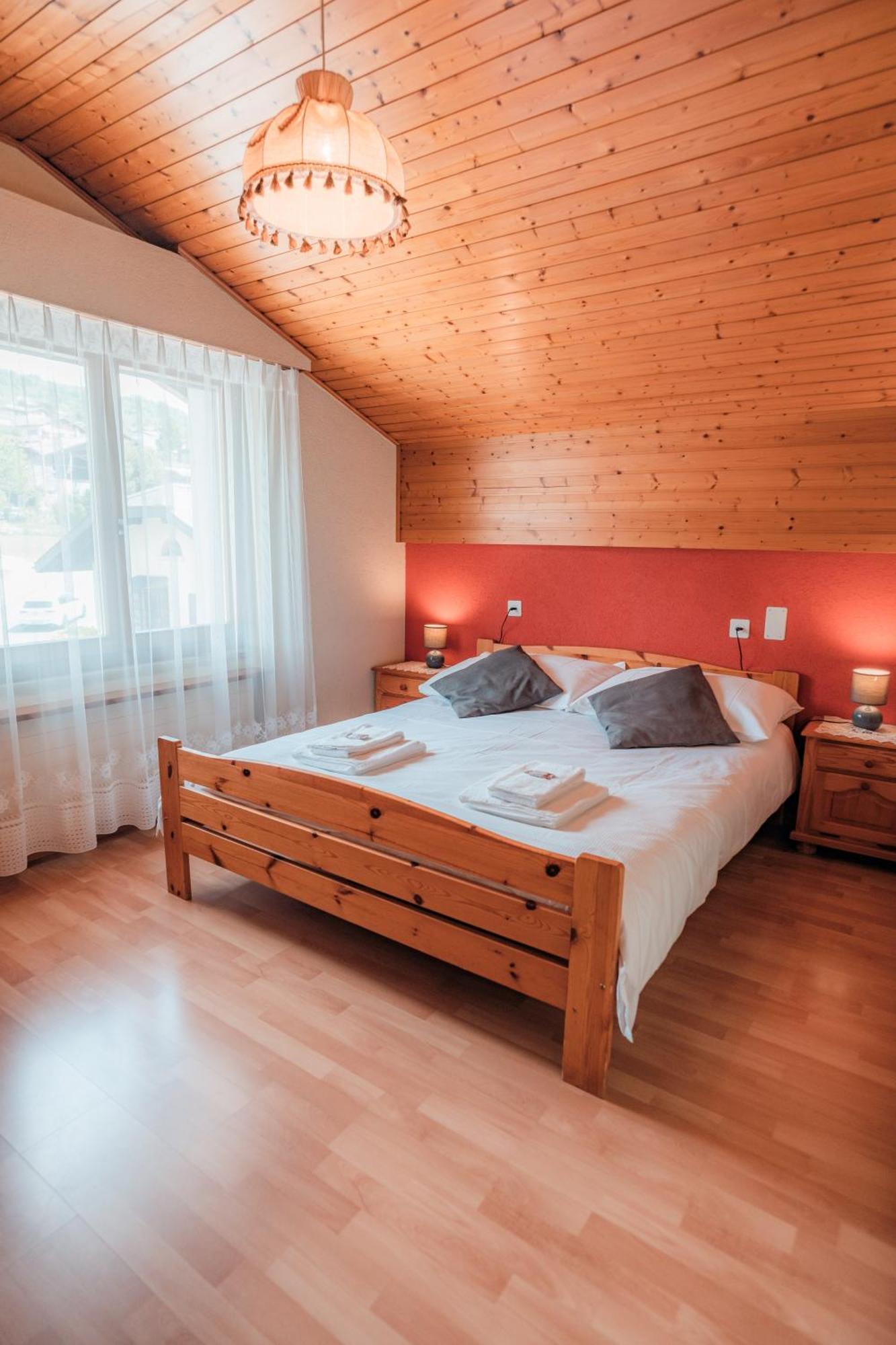 Отель Relais Fleuri Chermignon-d'en Bas Экстерьер фото